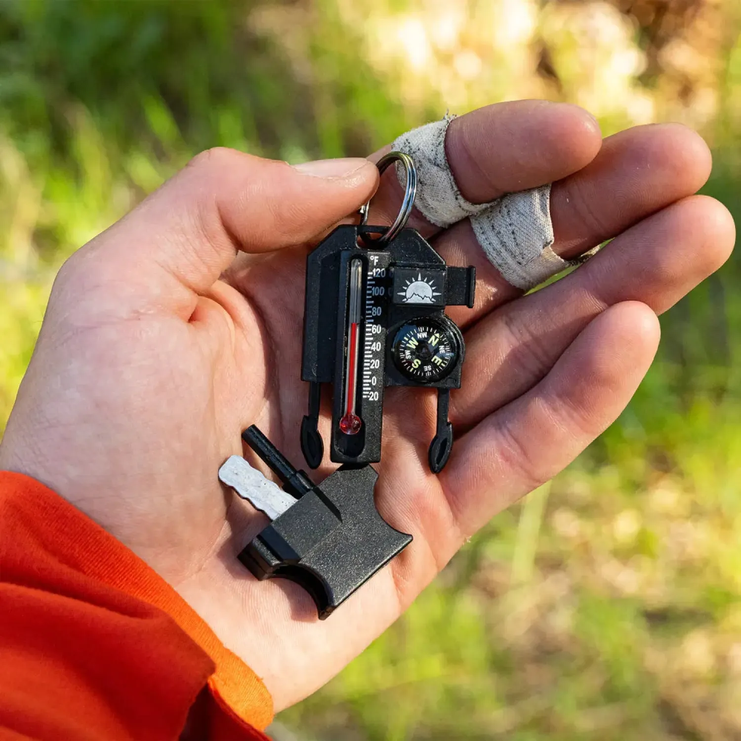 Outsider 4-in-1 Survival Multi-Tool