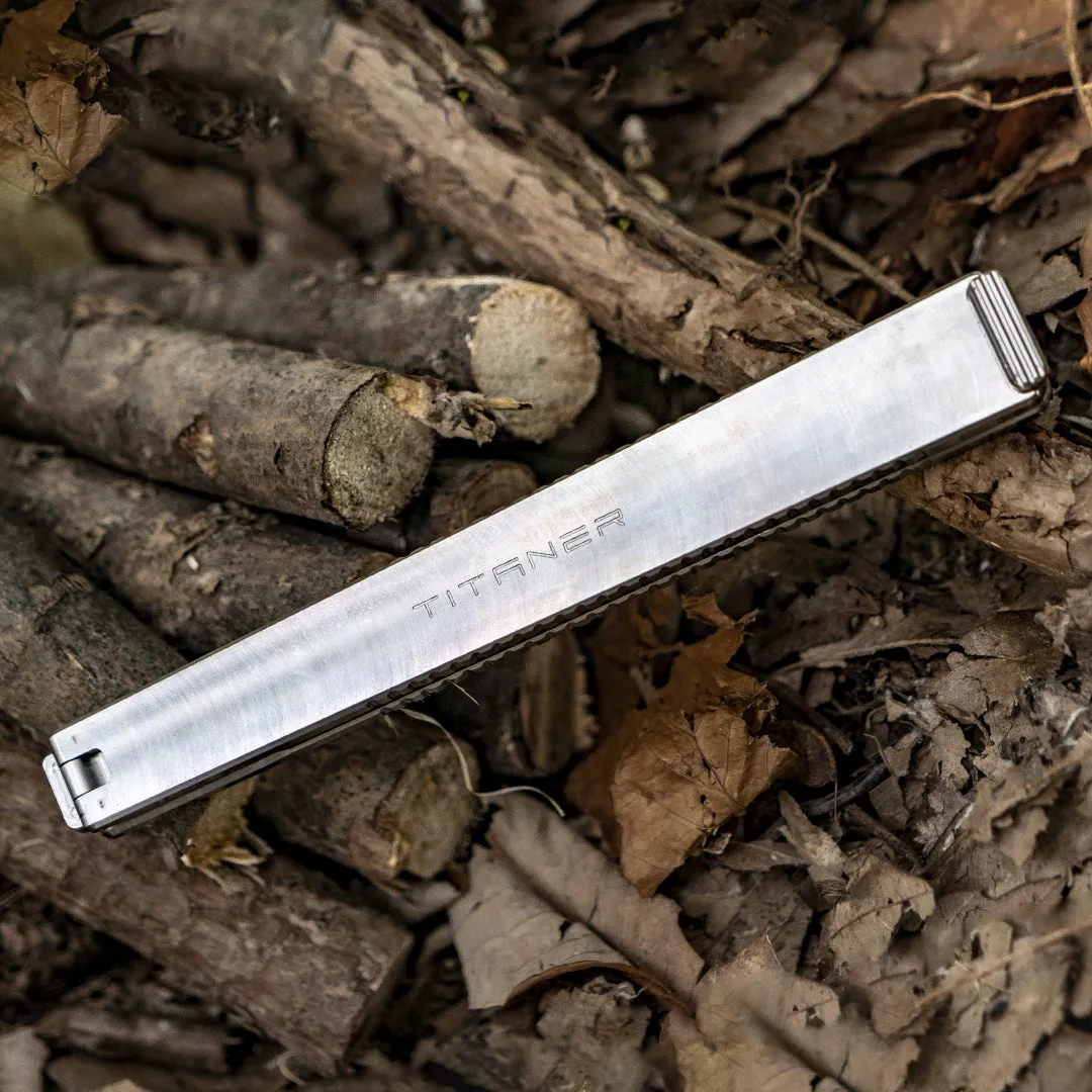 Tissaw: a CNC-Machined Titanium Folding Hand Saw